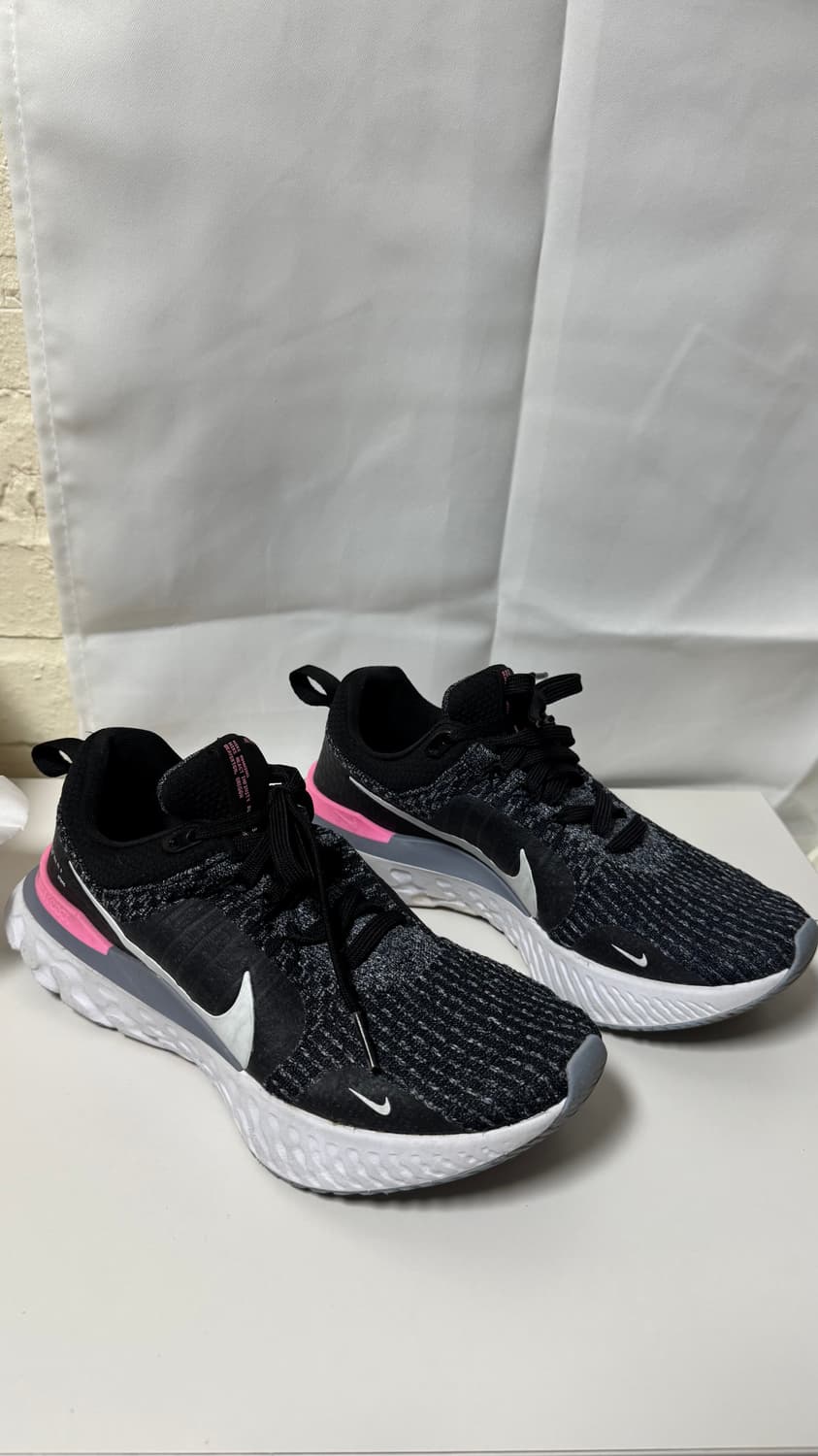 나이키 리액트 인피니티 런 플라이니트 3 블랙 풋볼 그레이 260사이즈 상품이미지1