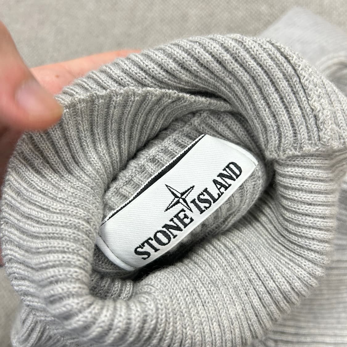 스톤아일랜드 골지 목폴라 니트(M) 상품이미지2