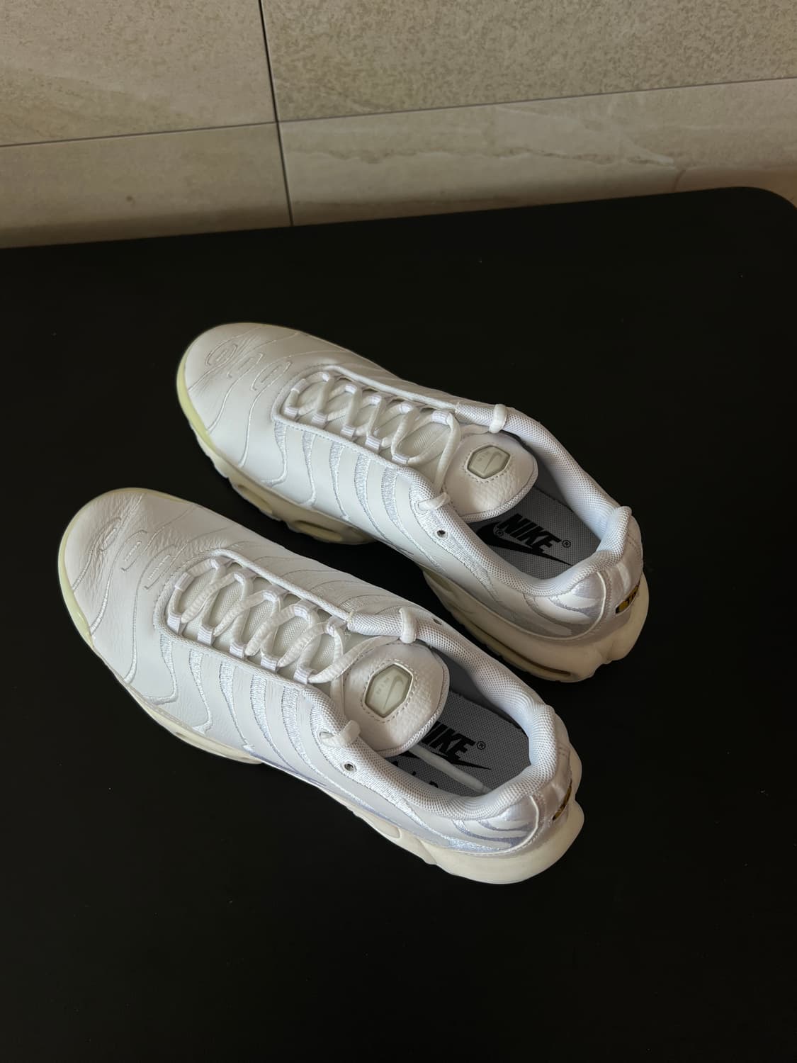 [260mm] [미사용 새제품] 나이키 에어맥스 플러스 (올화이트) 풀박 상품이미지7