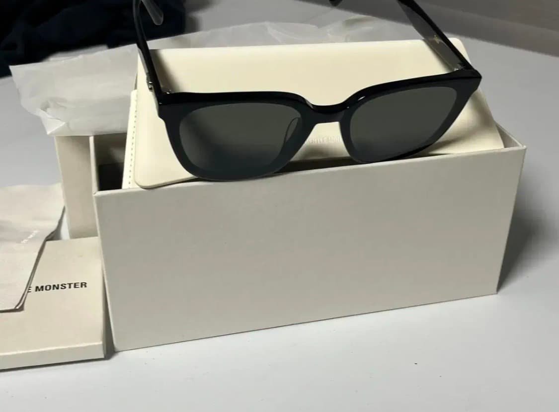 젠틀몬스터 TAM 01 블랙 상품이미지2