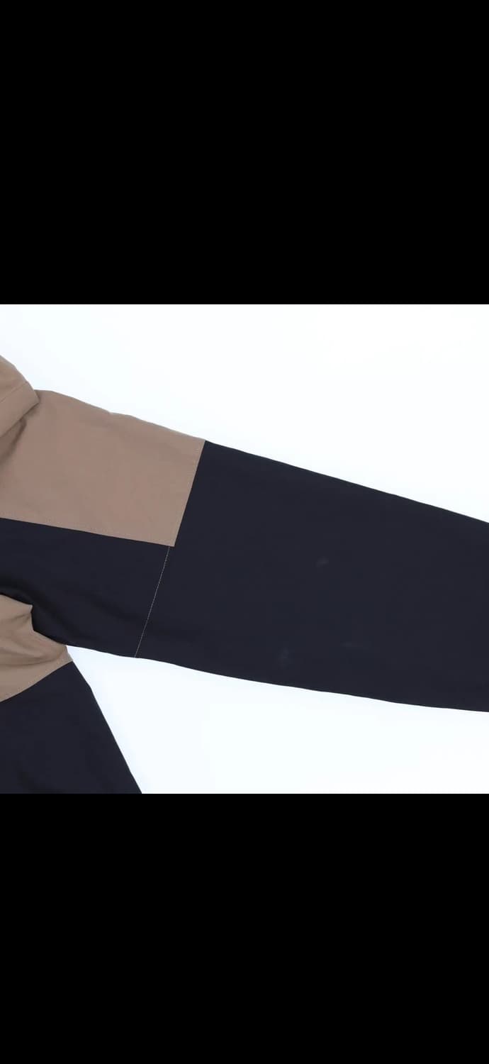 언더아머 배색 바람막이 자켓 1212H1 상품이미지3