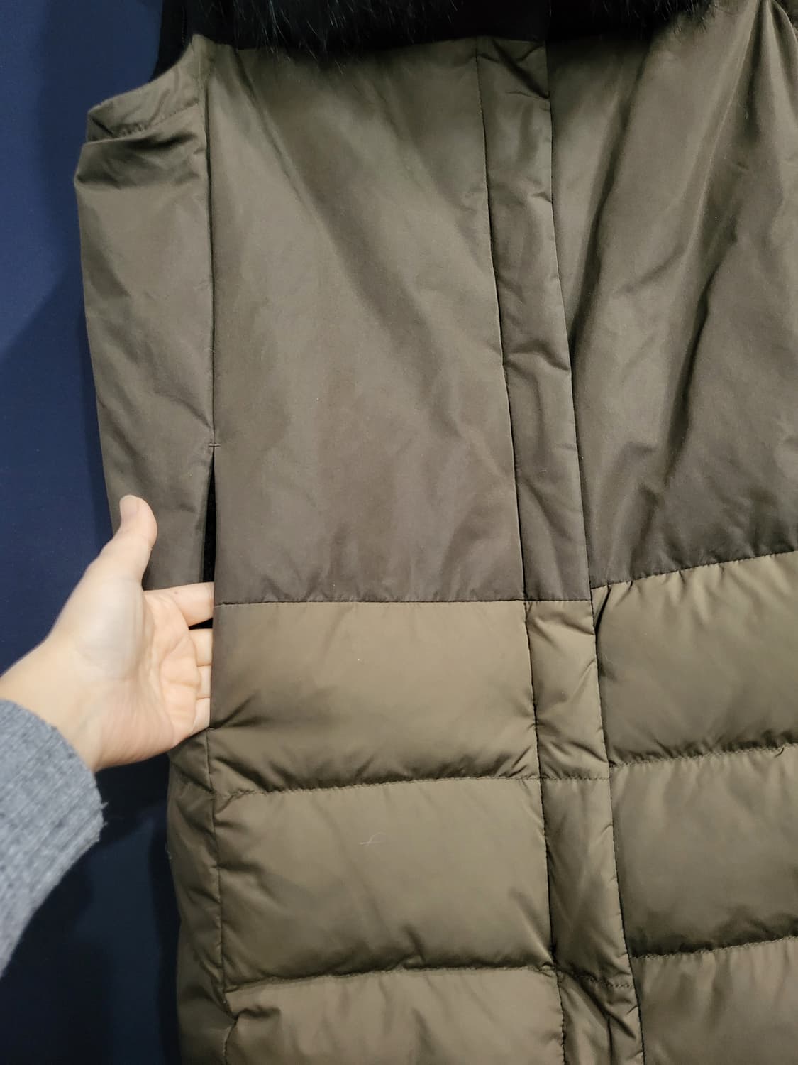 더아이잗 컬렉션 덕다운 베스트패딩 상품이미지5