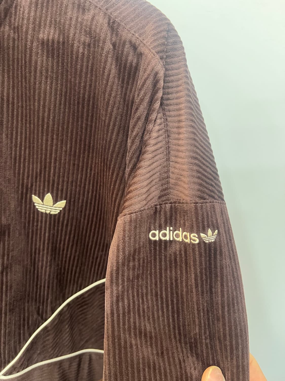 아디다스 코듀로이 브라운 져지 상품이미지3