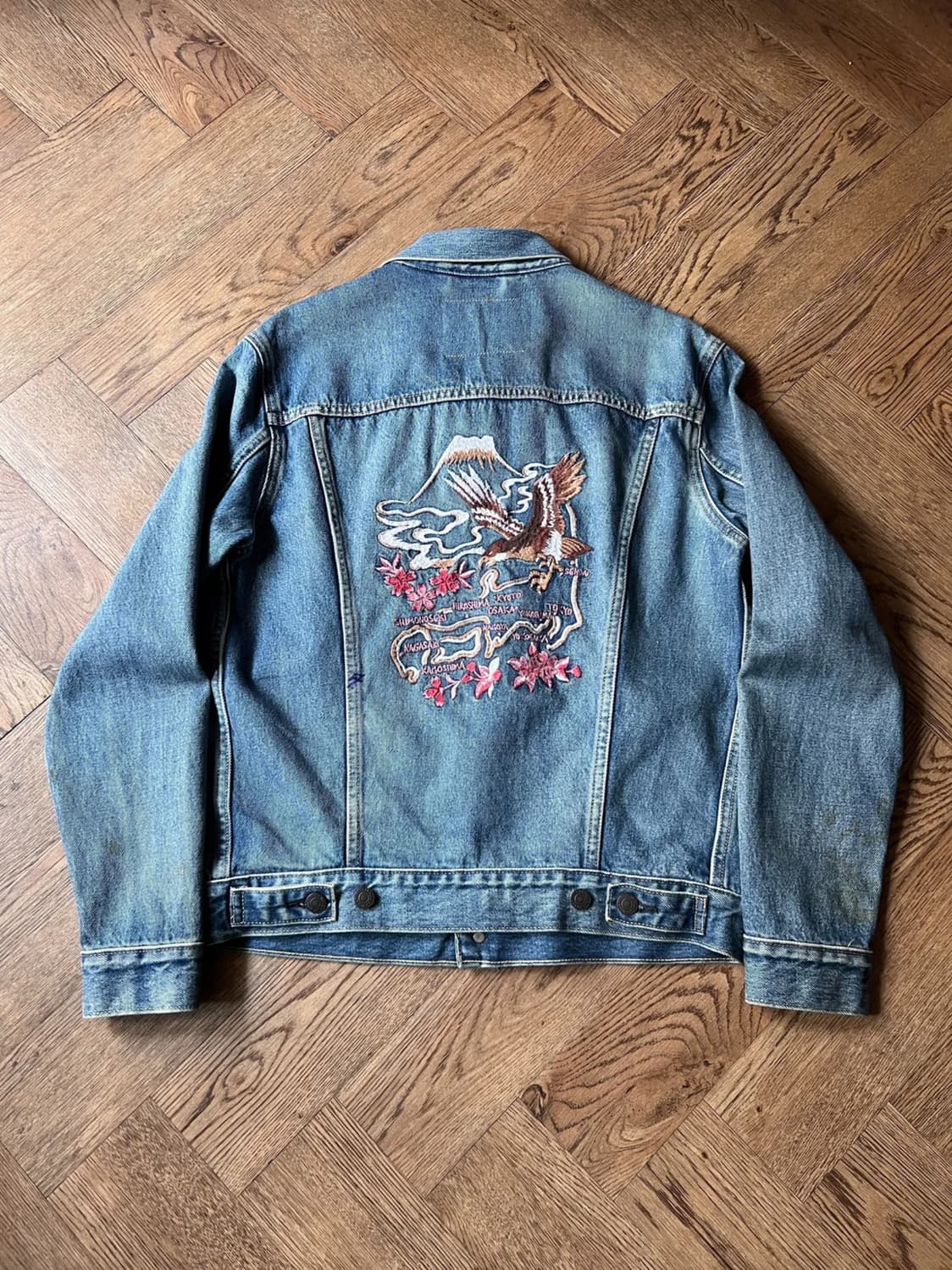 [S]리바이스 수베니어 자수 데님 트러커 자켓 상품이미지1