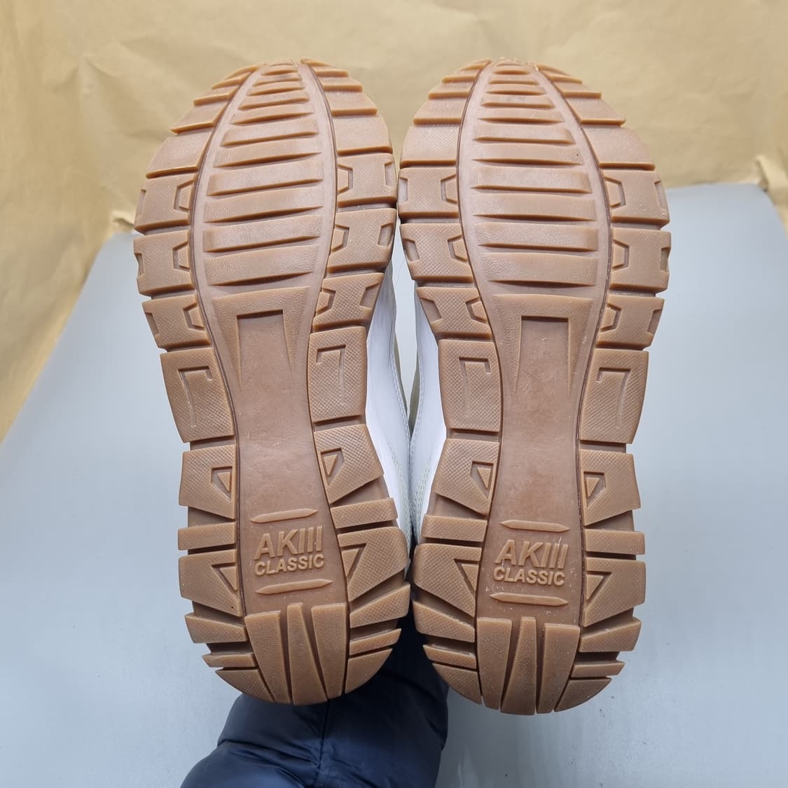 아키클래식 어반트래커 여성운동화240  상품이미지3