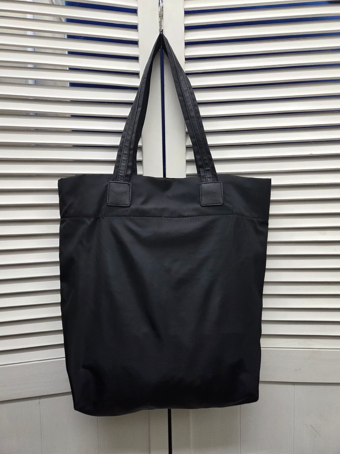 코치 나일론 로고 숄더백 상품이미지3