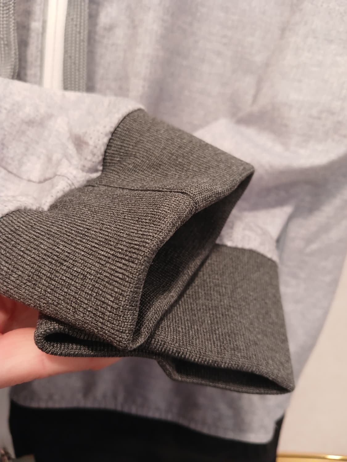 디스커버리 정품 여성 일체형 후드 점퍼 95 사이즈 상품이미지7