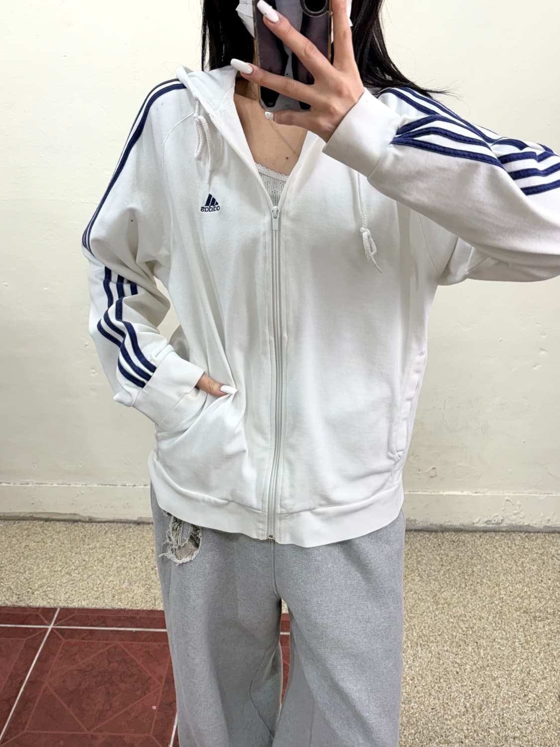 아디다스 후드 집업 상품이미지1