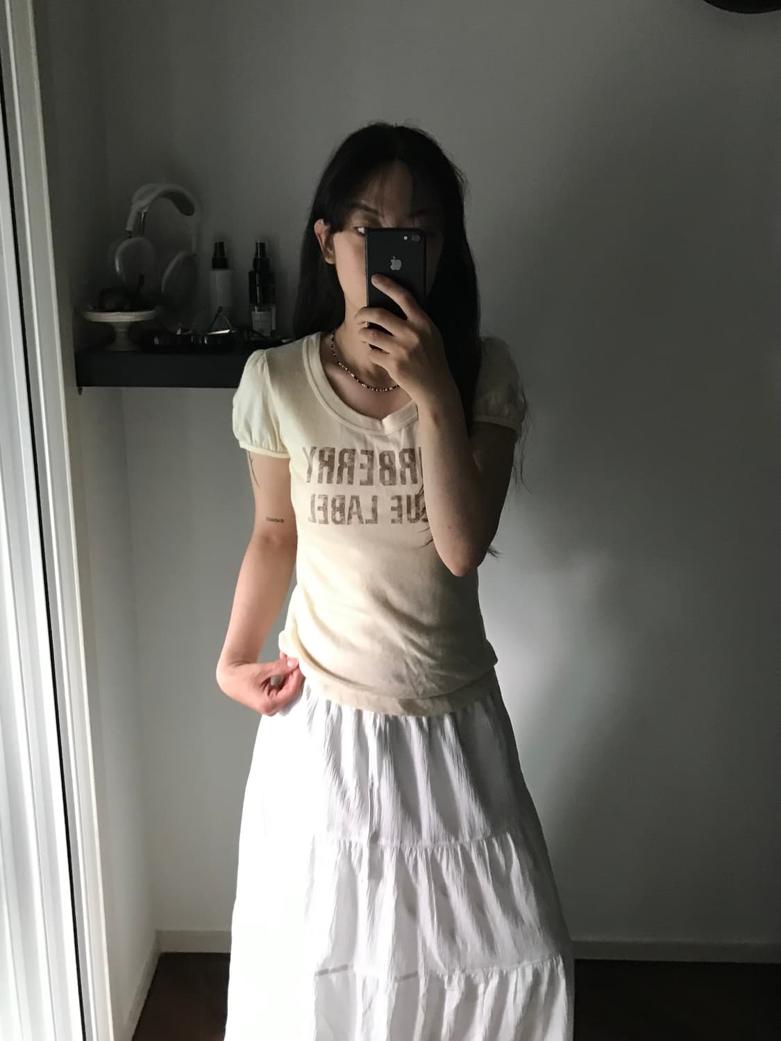 버버리 일본 블루라벨 올드스쿨 스펠아웃 브이넥라인 반팔티 상품이미지3