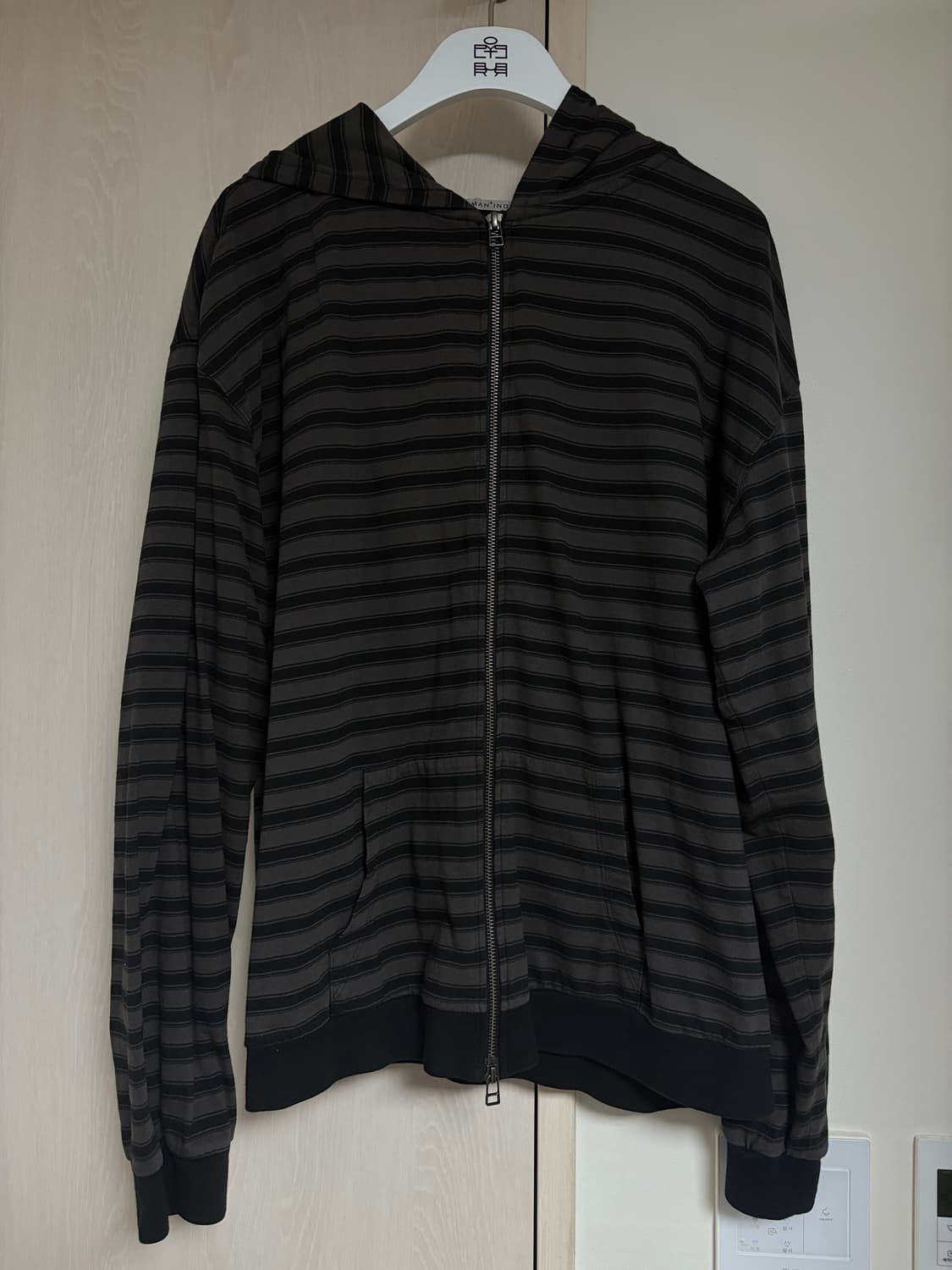 4)폴리테루 휴먼인덱스 스트라이프 집 후디 블랙 상품이미지2