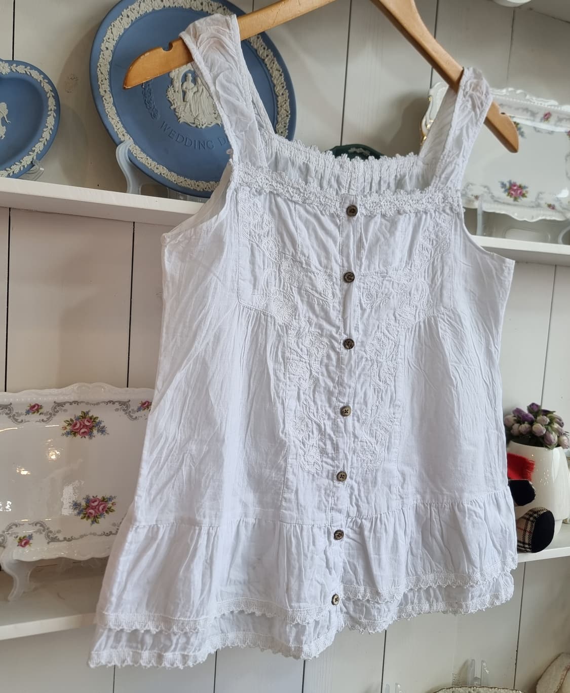 코튼레이스 나시 블라우스 화이트 상품이미지5