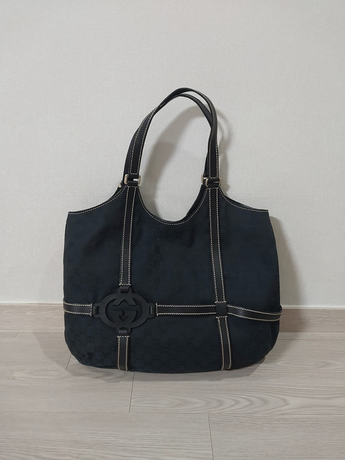 [정품] 구찌 GG로고 자가드 블랙 숄더백 상품이미지2