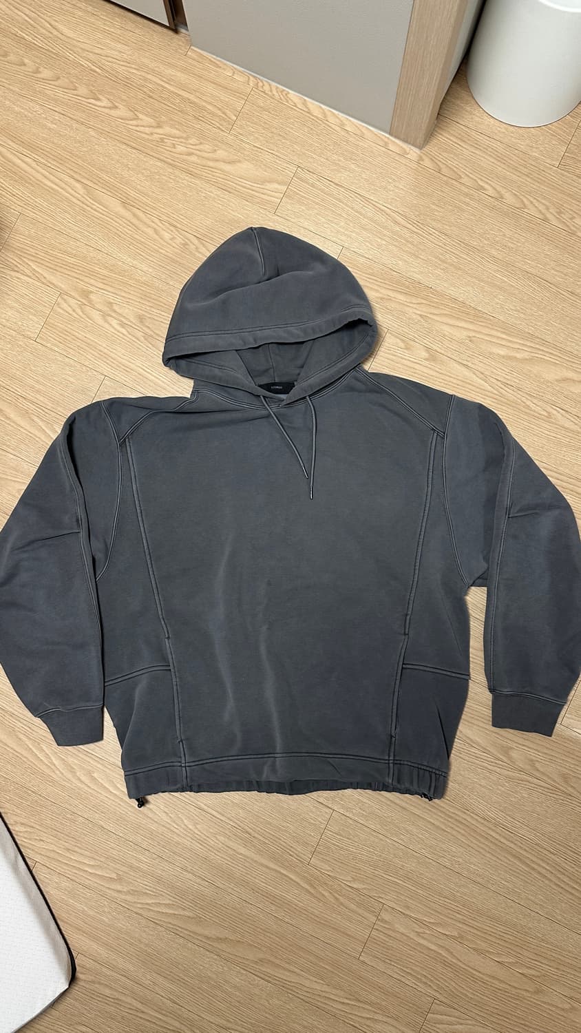 [L] 일꼬르소 피그먼트 다잉 후드티 차콜그레이 상품이미지1