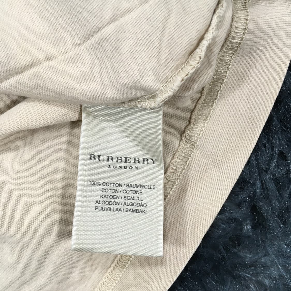 투티/0237 버버리 런던 베이지핑크 긴팔 티셔츠 상품이미지7