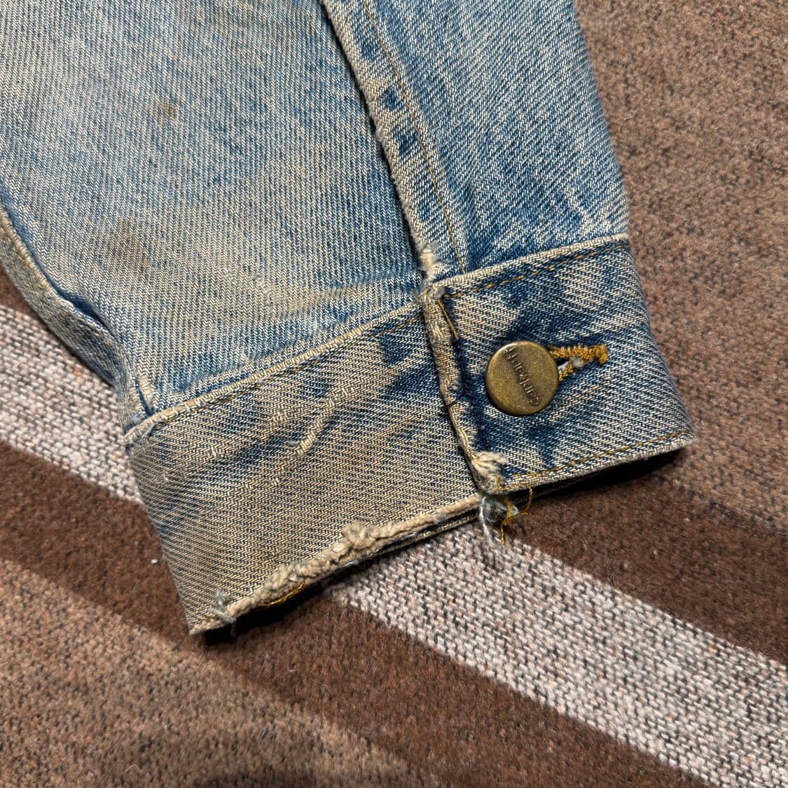 칼하트 USA 90s J12DST 데님 트러커 자켓 M 100~105 상품이미지7