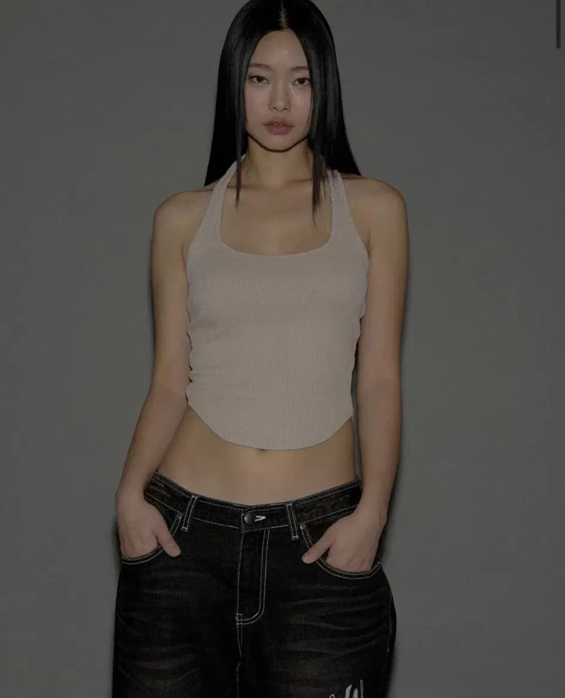 플노팔 베이지 홀터넥 나시 상품이미지1