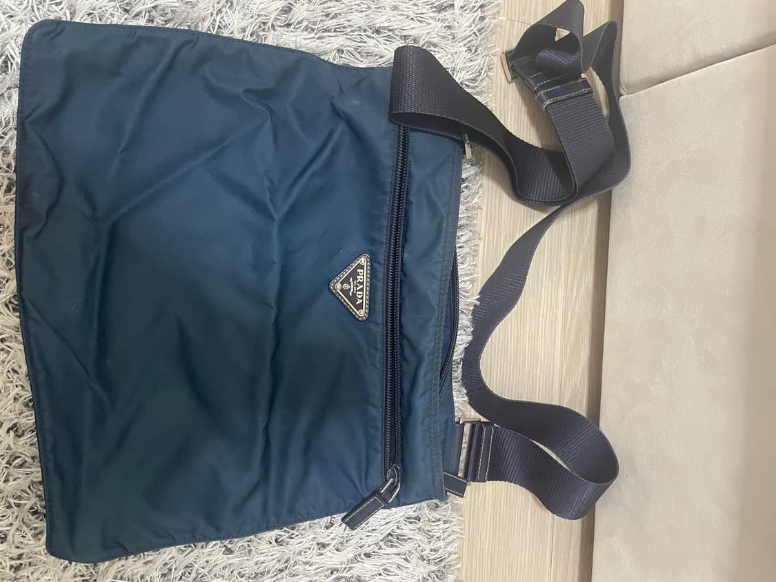 프라다 크로스백 상품이미지2