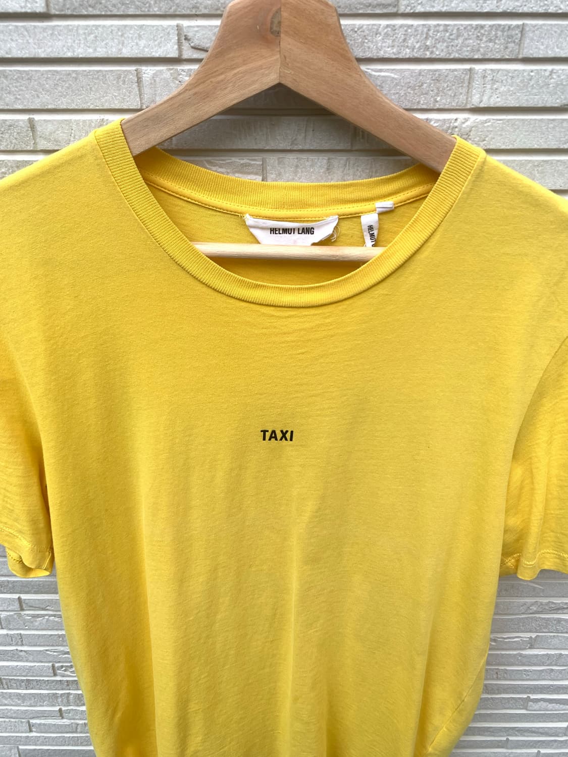 헬무트랭 택시 반팔 티셔츠 (yellow) 상품이미지3