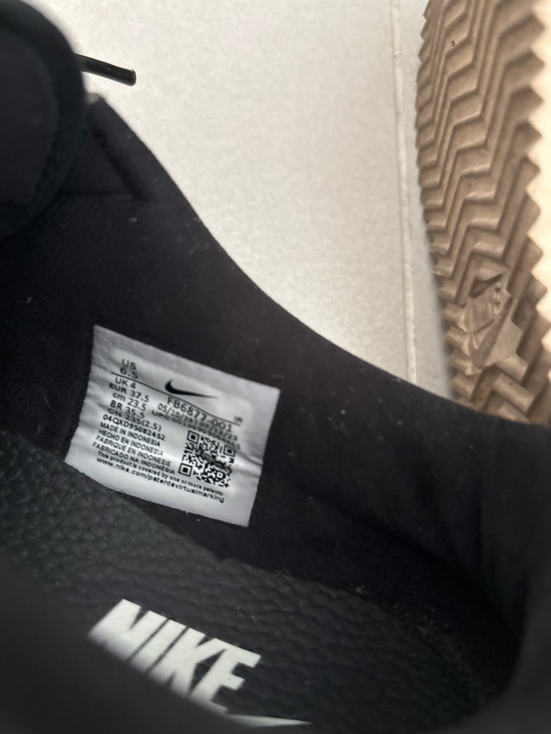 나이키 코르테즈 검흰 235 상품이미지3