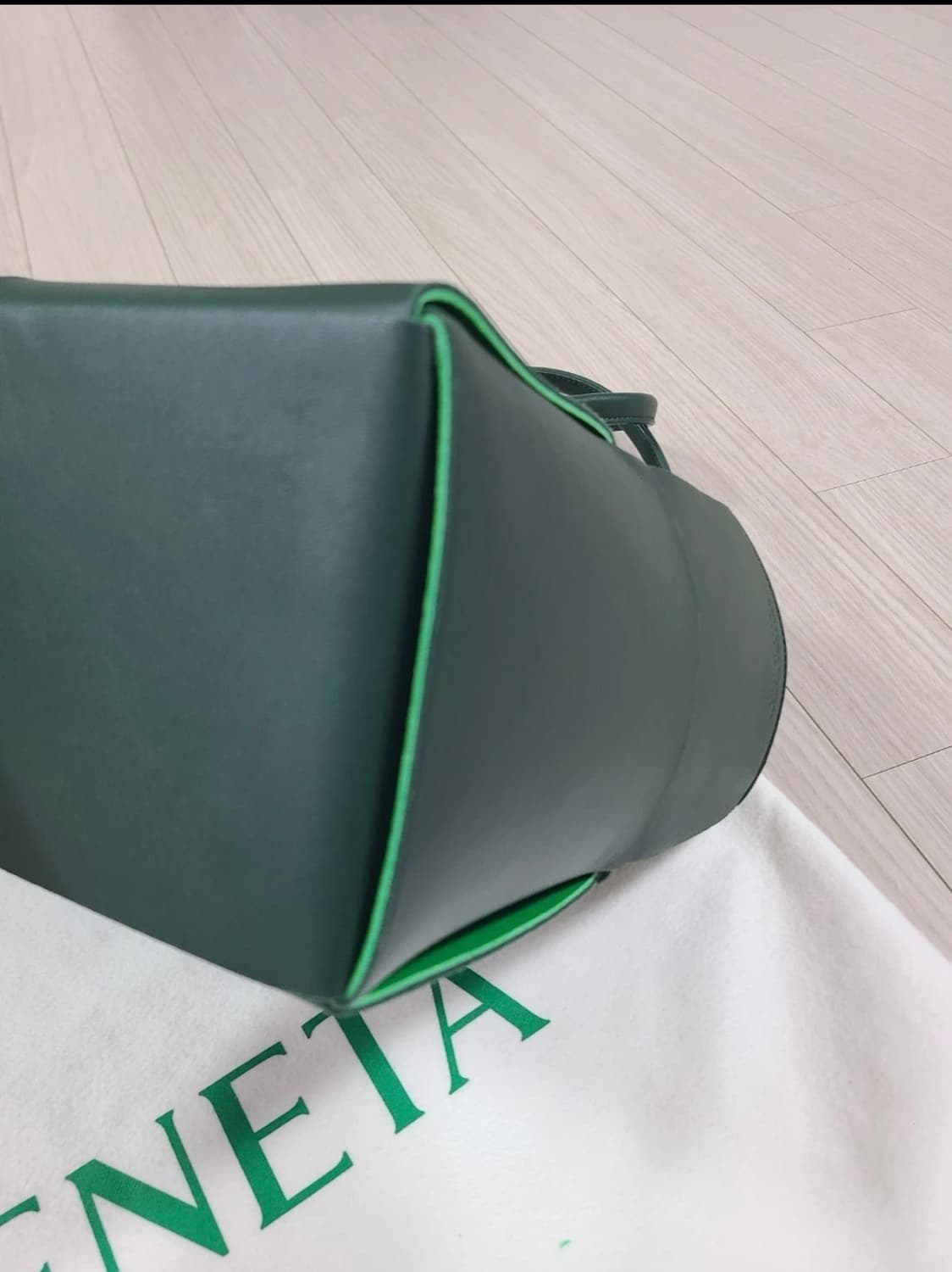 보테가 베네타 아르코 토트백MM 상품이미지5