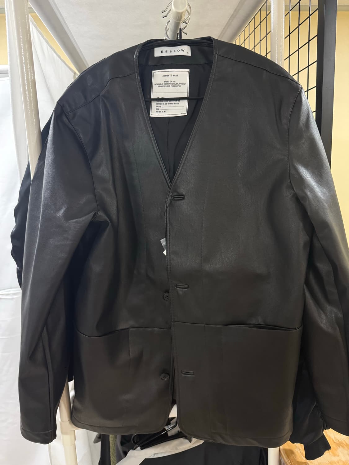 비슬로우 COLLARLESS JACKET LEATHER 상품이미지1