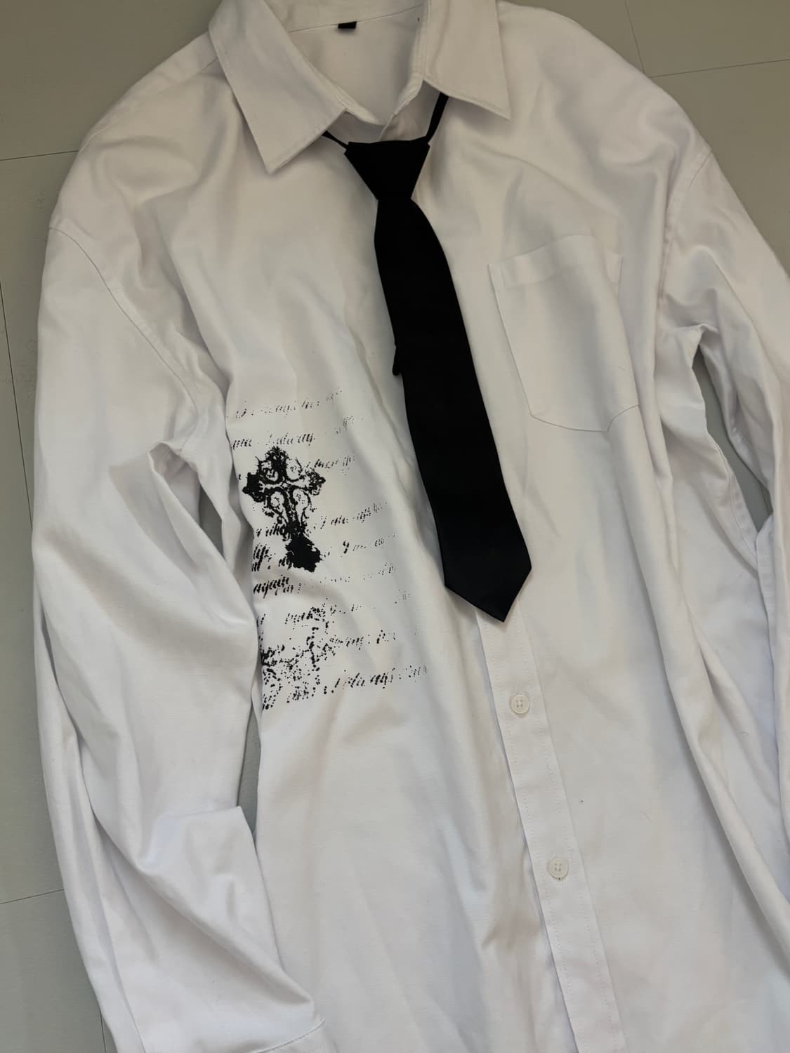 • Hurt Printed White Shirt & Tie Set 상품이미지4