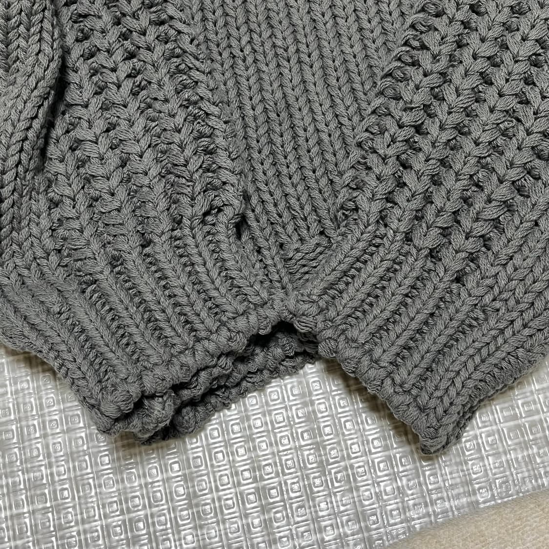 마뗑킴 그레이 니트 free 상품이미지2