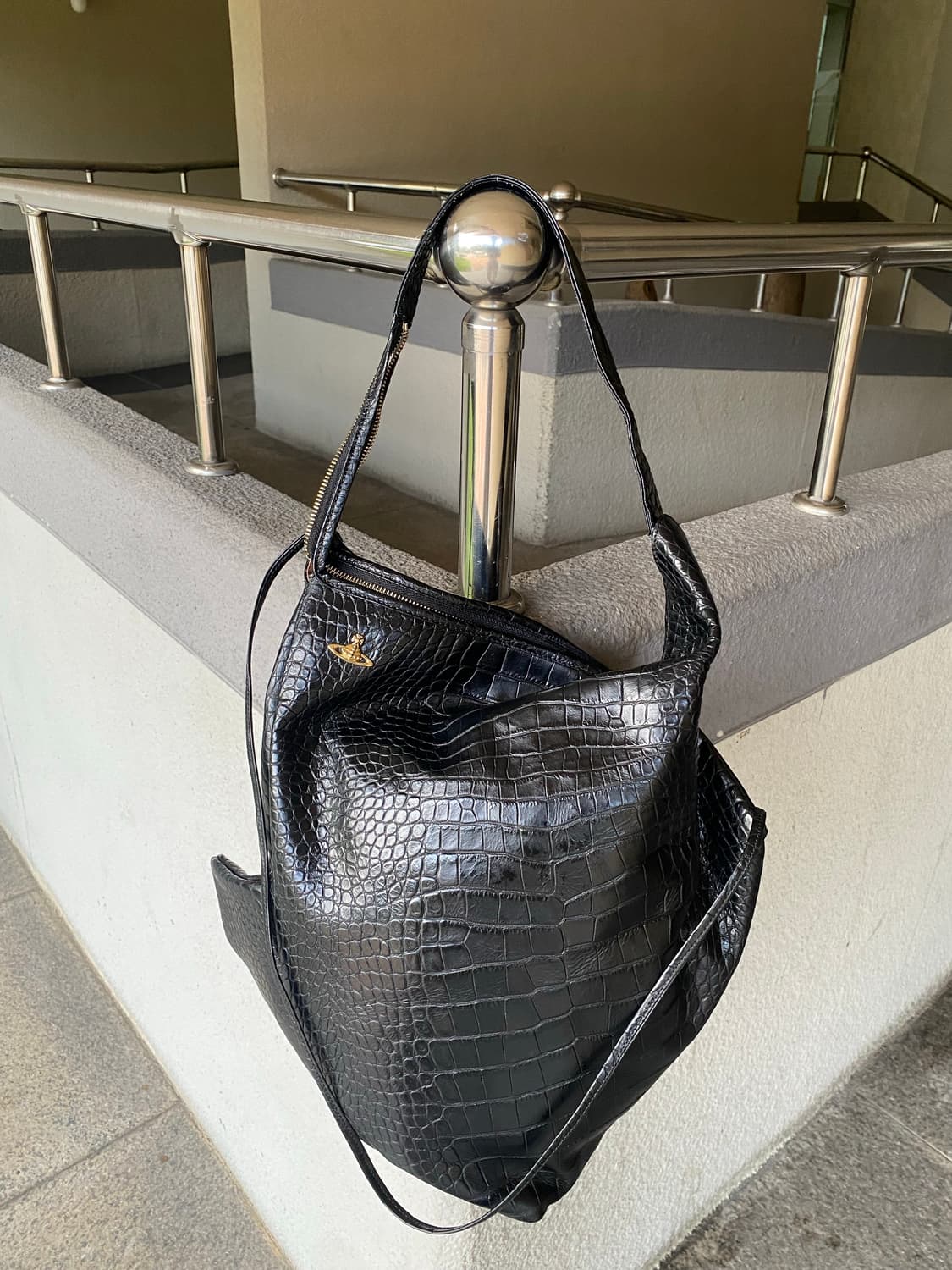 Rare 비비안웨스트우드 블랙 크로크 숄더백 상품이미지4