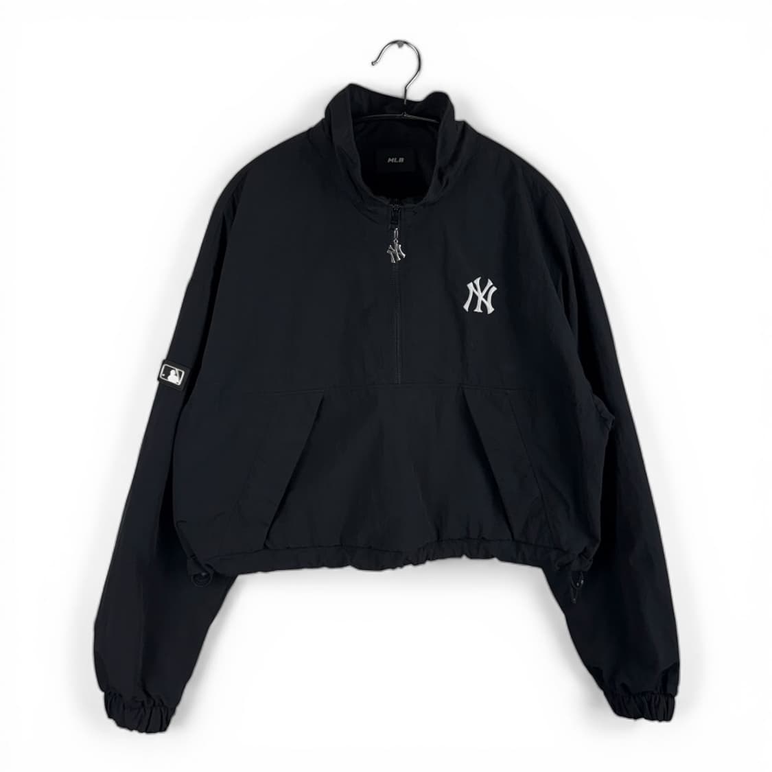 (M) MLB 뉴욕양키스 크롭 하프집 우븐 자켓 블랙 상품이미지1
