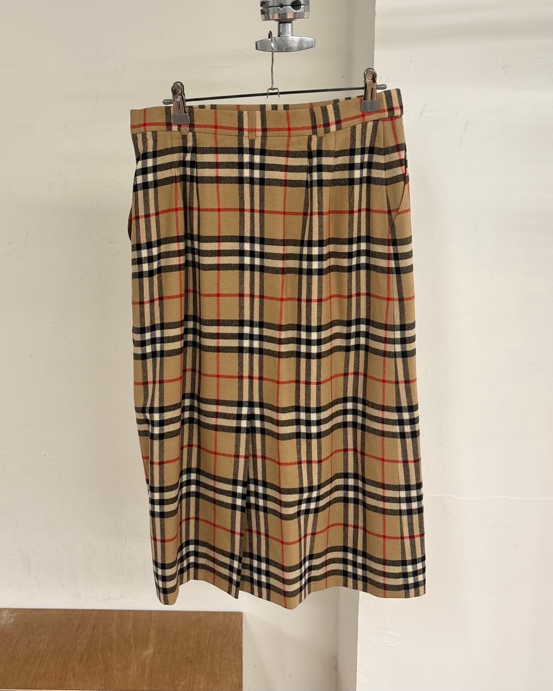 버버리 노바 체크 울 미디 스커트 상품이미지4