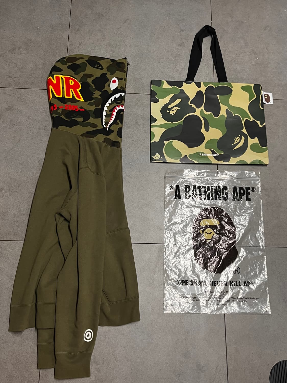 베이프 올리브 녹계 샤크 후드집업  상품이미지1