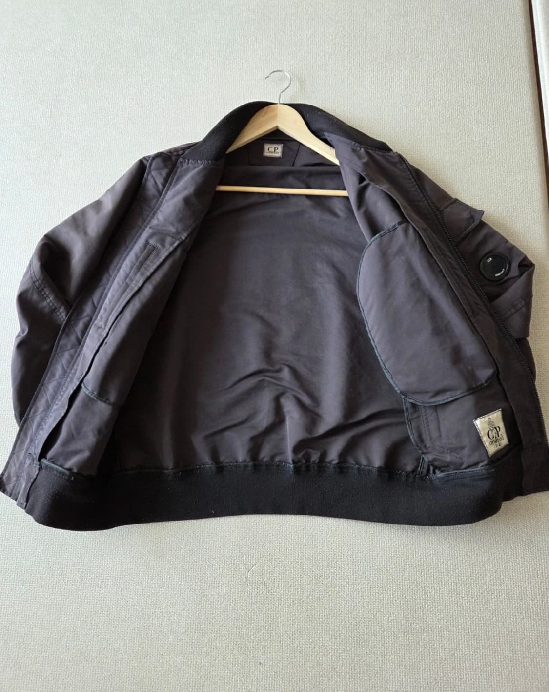 Cp컴퍼니 봄버 자켓 상품이미지2
