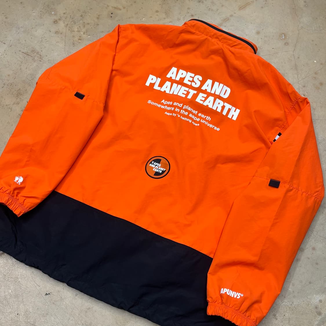 XXL 새상품 Aape 에이프유니버스 오렌지 내장후드 아노락 상품이미지3