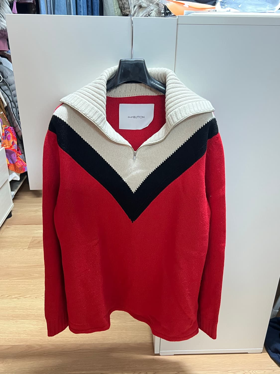 푸시버튼 하프짚업 니트 풀오버 상품이미지1