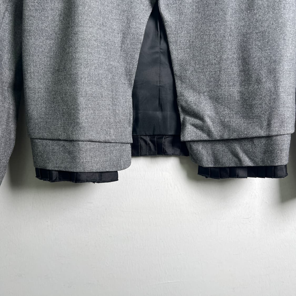 Cacharel 카샤렐 그레이 크롭 자켓  상품이미지5