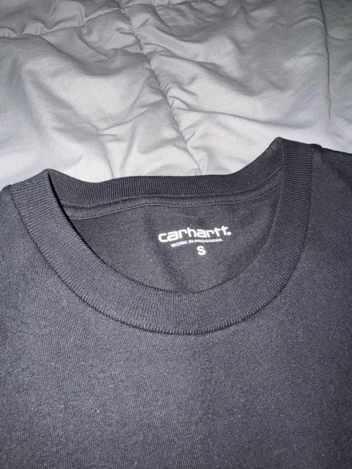 칼하트wip 반팔 체이스 티셔츠 상품이미지3