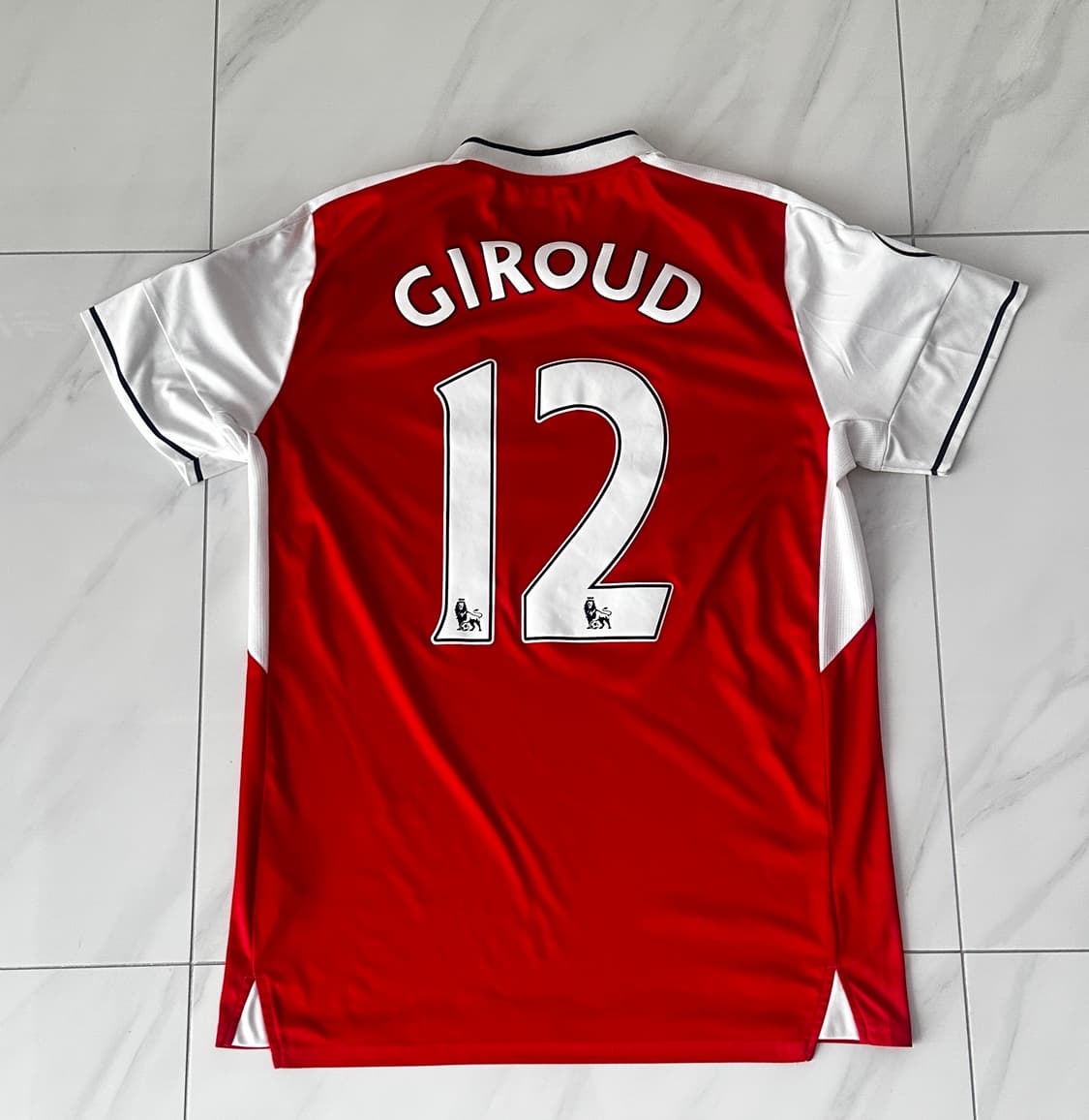 L 16-17 아스날 홈 지루 유니폼 상품이미지2