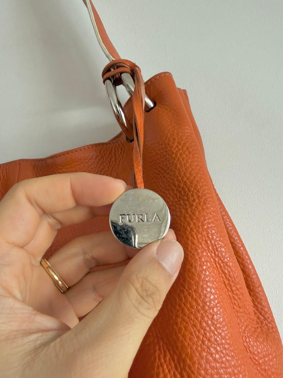 훌라(Furla) 레더 숄더백 상품이미지9