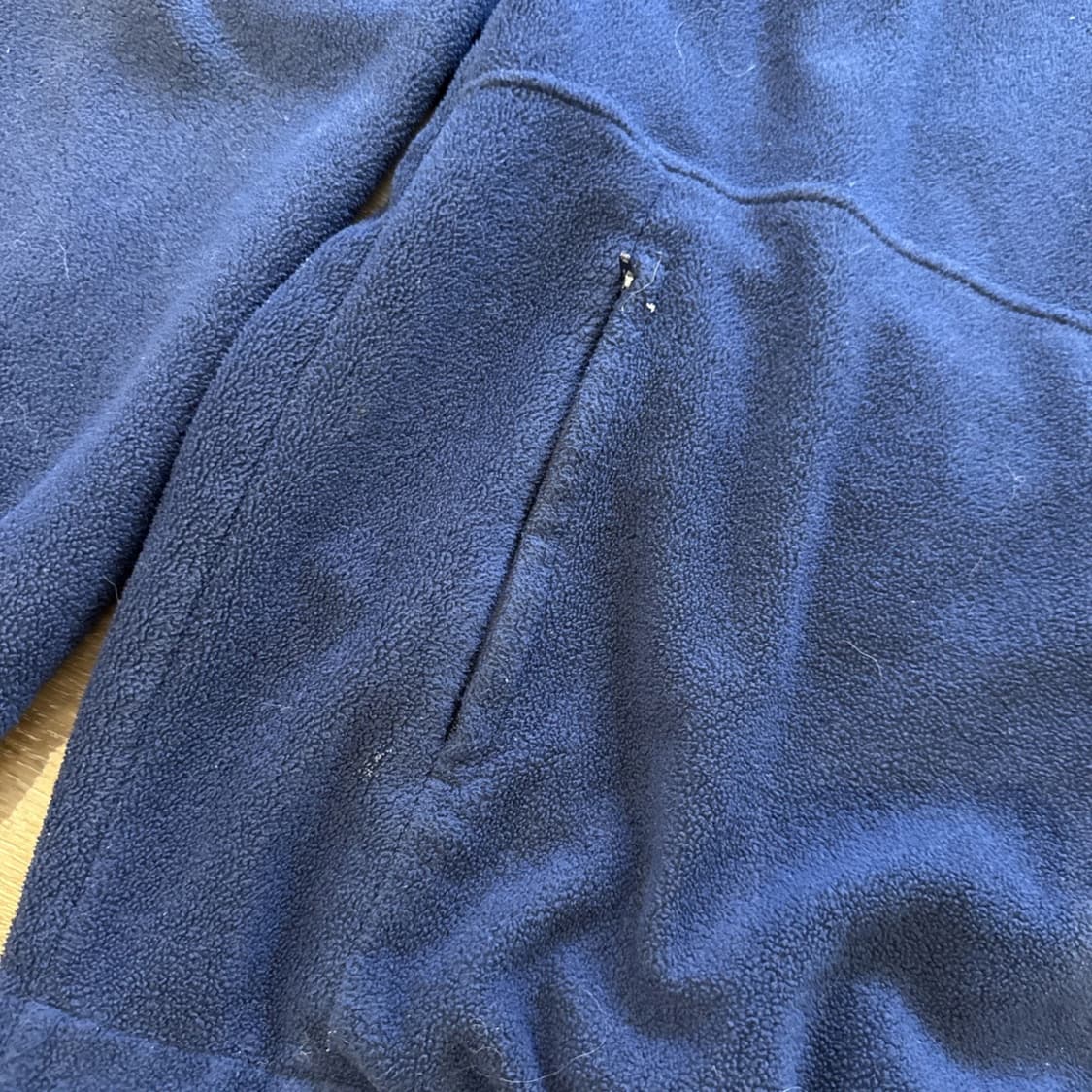  엄브로 크리스피 타슬란 카라 하프 집업  상품이미지4