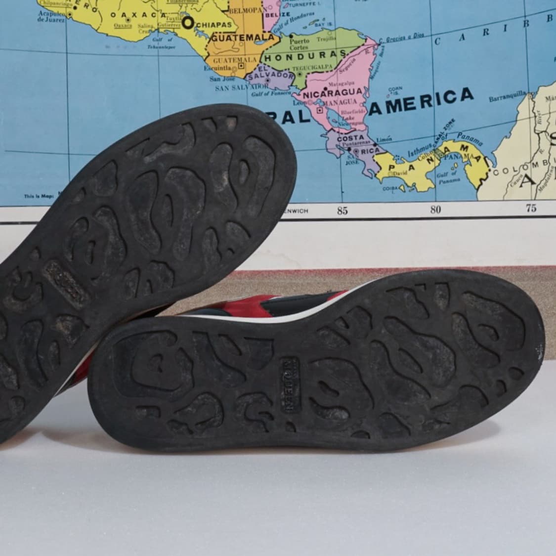 알렉산더맥퀸 희귀컬러 오버솔 스니커즈 상품이미지9