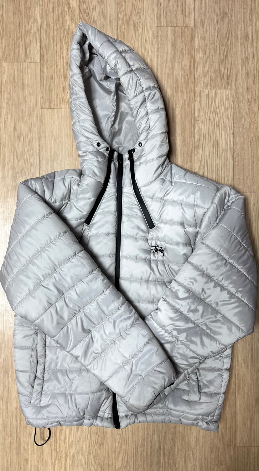 스투시 경량패딩 그레이 상품이미지1