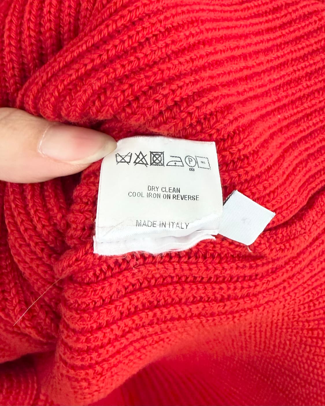 jw 앤더슨 레드 브이넥 울 니트 상품이미지9