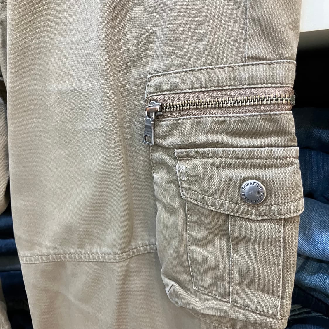 버버리 블랙라벨 카고팬츠 79 상품이미지5