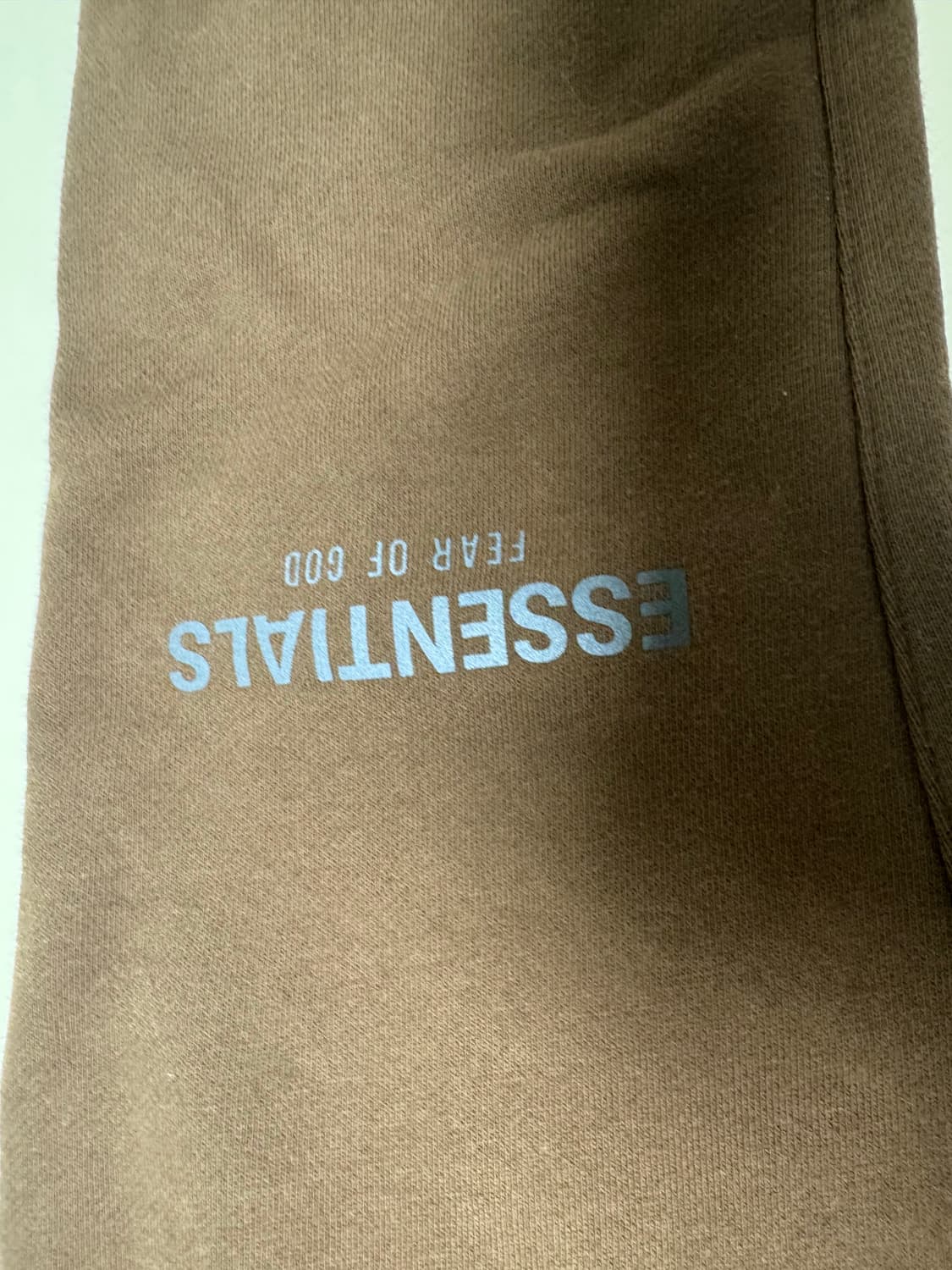 피오갓 에센셜 스웻팬츠 브라운 센스 익스클루시브로 기억합니다 상품이미지3