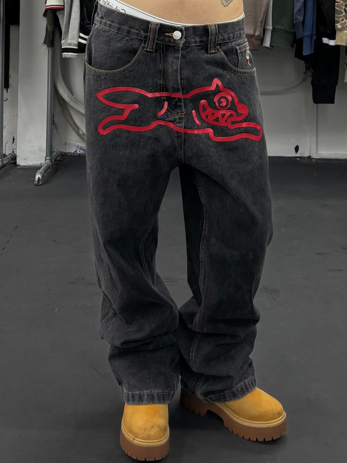 빌리어네어 보이즈 클럽 러닝독 데님팬츠 상품이미지1