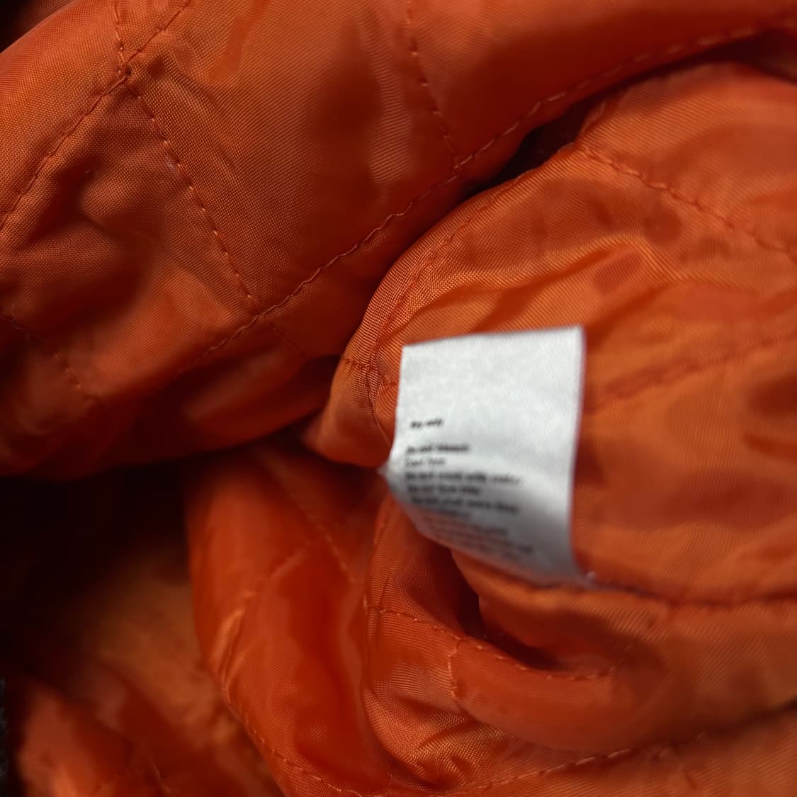 어나더유스 워싱 블랙컬러 데님 봄버 상품이미지6