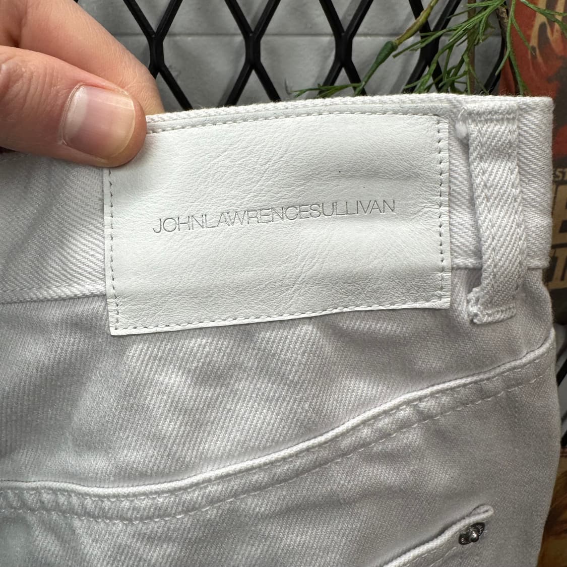 존 로렌스 설리반 스트레이트 핏 코튼 팬츠 후면 레더 패치 포인트 화이트 상품이미지6