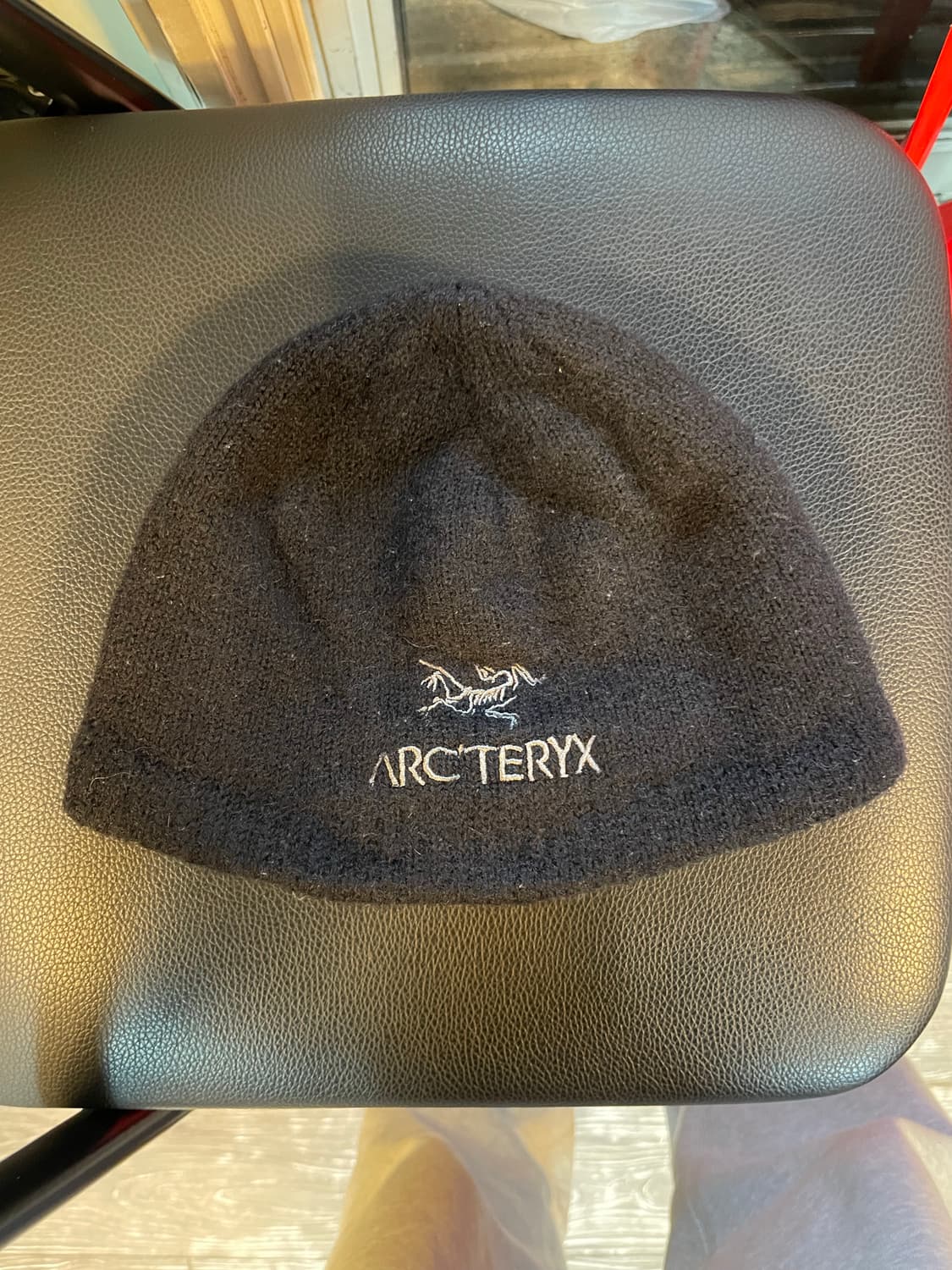 아크테릭스 블랙 숏 비니 상품이미지1