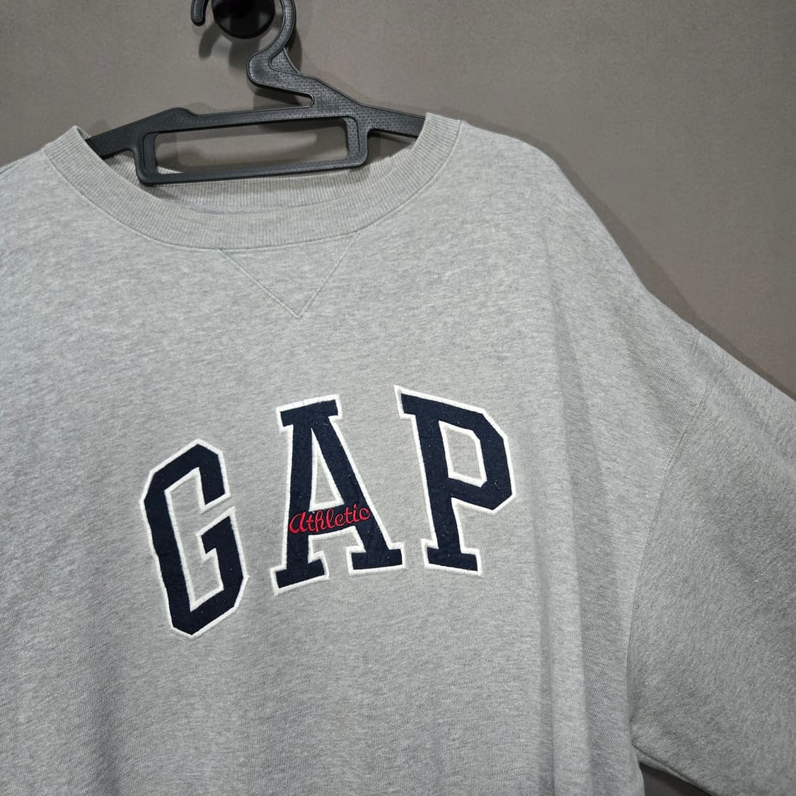 GAP 맨투맨 그레이 상품이미지2