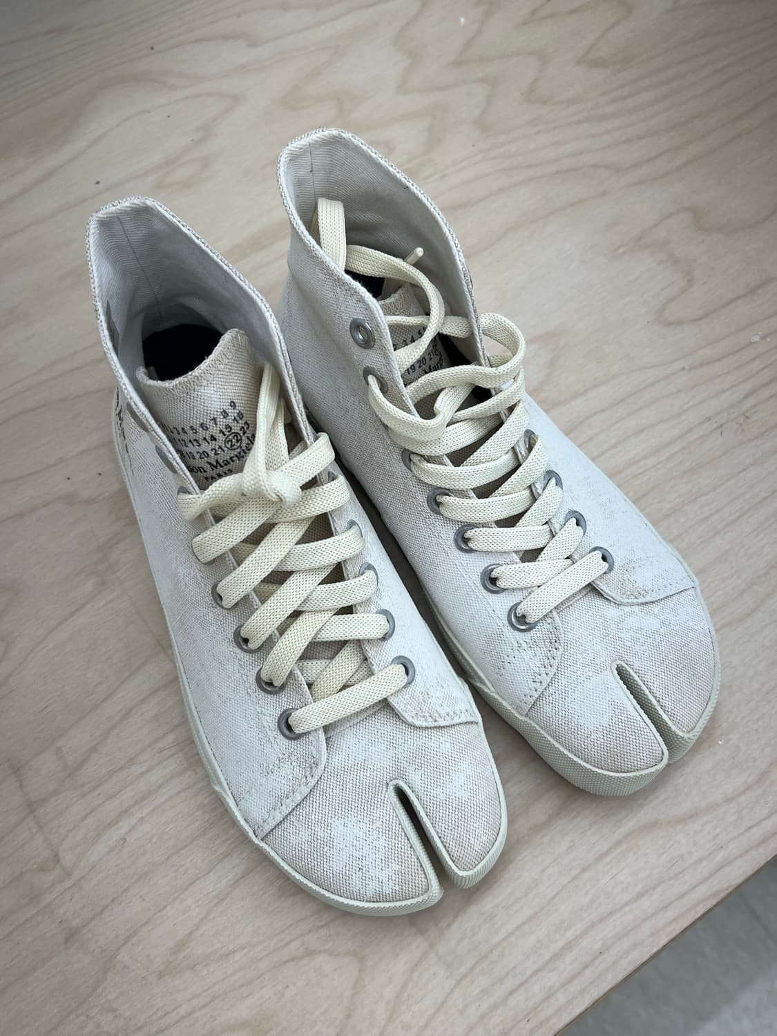 메종마르지엘라 타비 스니커즈 37 상품이미지1